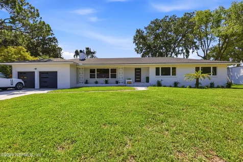 2348 Smullian Trail N Jacksonville FL 32217