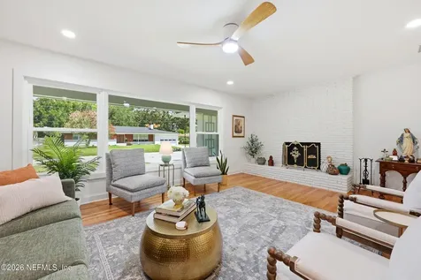 2348 Smullian Trail N Jacksonville FL 32217