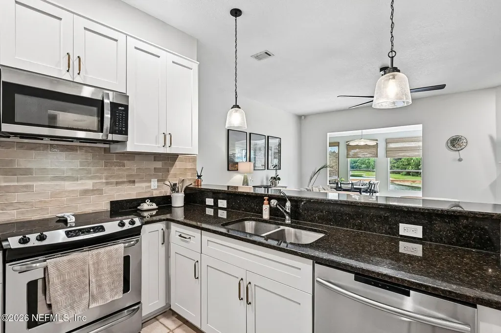 7920 Vivera Court Jacksonville FL 32244