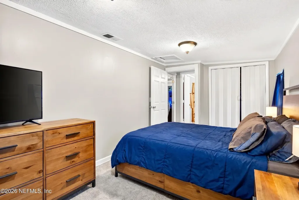 242 Holly Court Jacksonville FL 32218