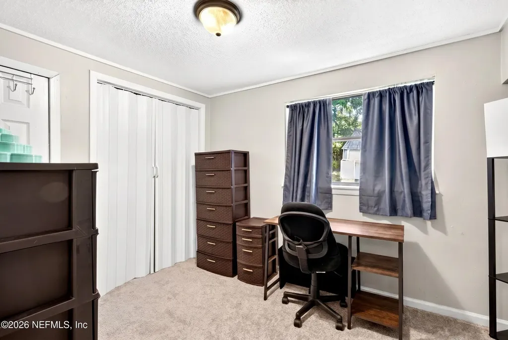 242 Holly Court Jacksonville FL 32218
