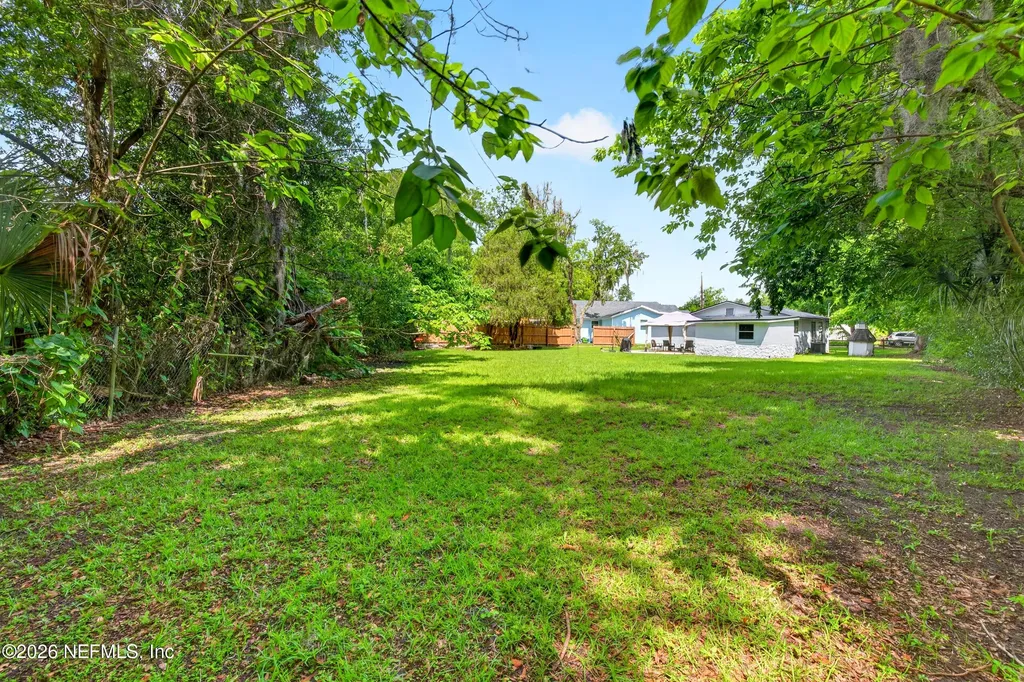 242 Holly Court Jacksonville FL 32218