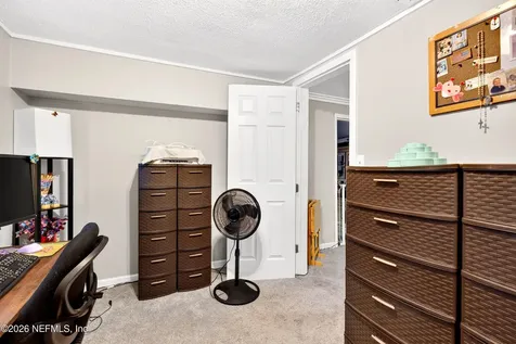 242 Holly Court Jacksonville FL 32218