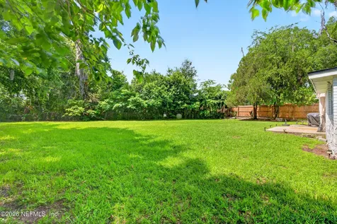 242 Holly Court Jacksonville FL 32218