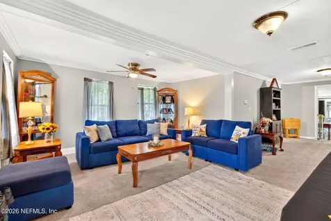 242 Holly Court Jacksonville FL 32218