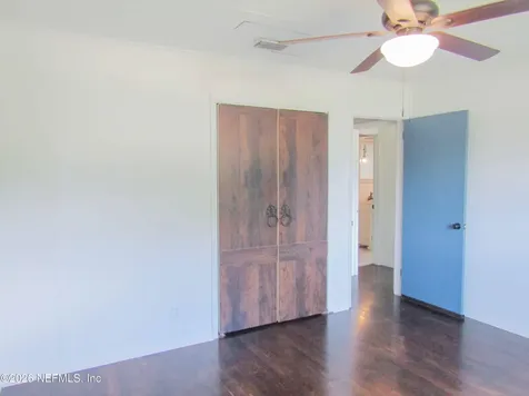 546 Baisden Road Jacksonville FL 32218