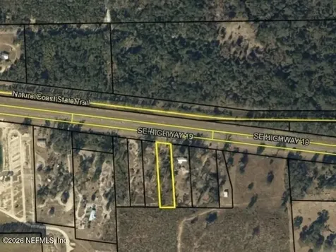 23032 SE Highway 19 Old Town FL 32680