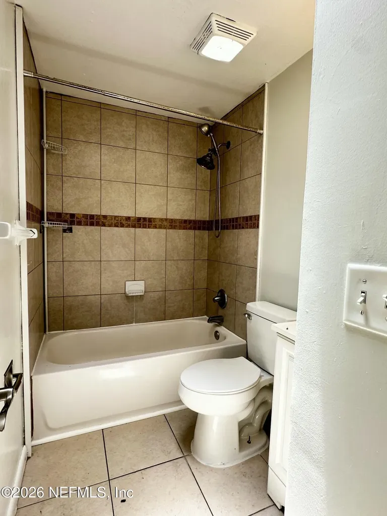 2821 Searchwood Drive Jacksonville FL 32277