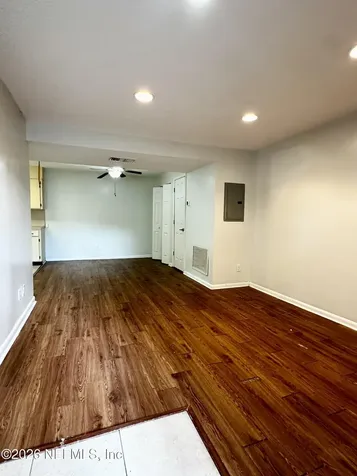2821 Searchwood Drive Jacksonville FL 32277