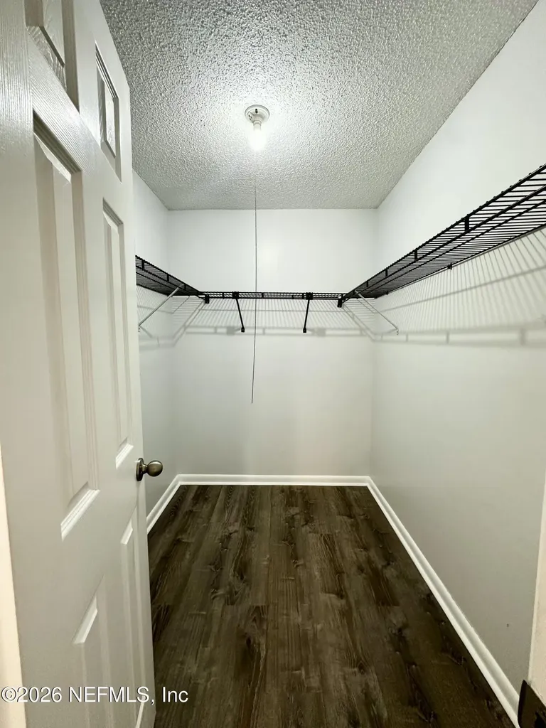 2451 Whispering Woods Boulevard Jacksonville FL 32246