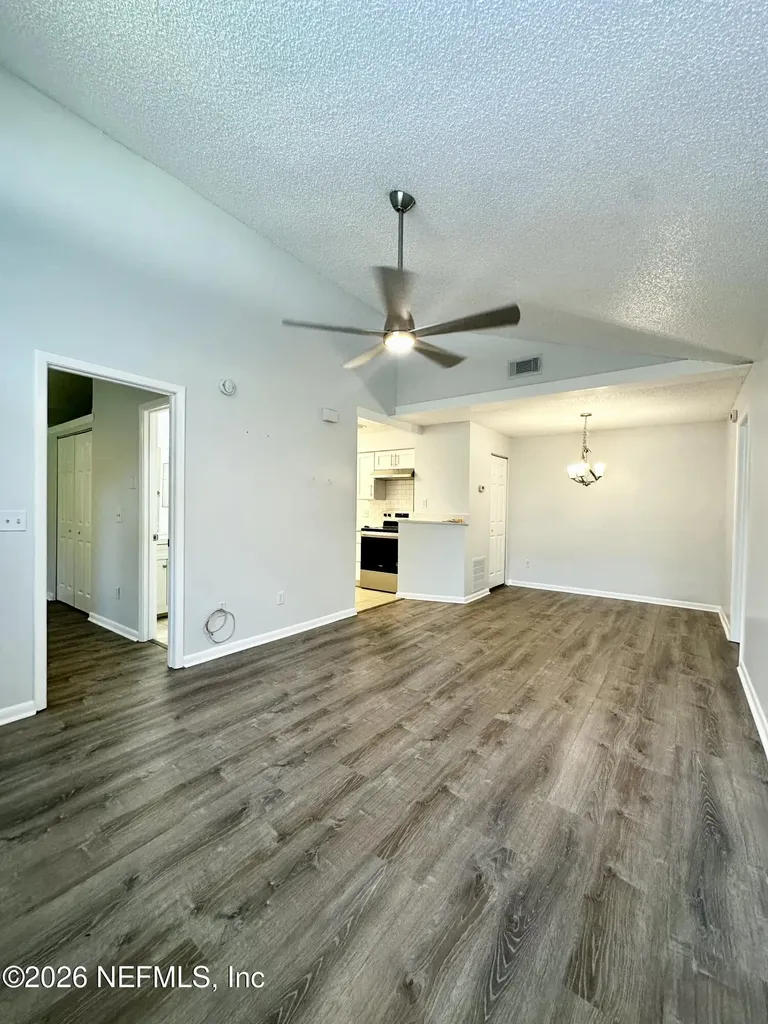 2451 Whispering Woods Boulevard Jacksonville FL 32246