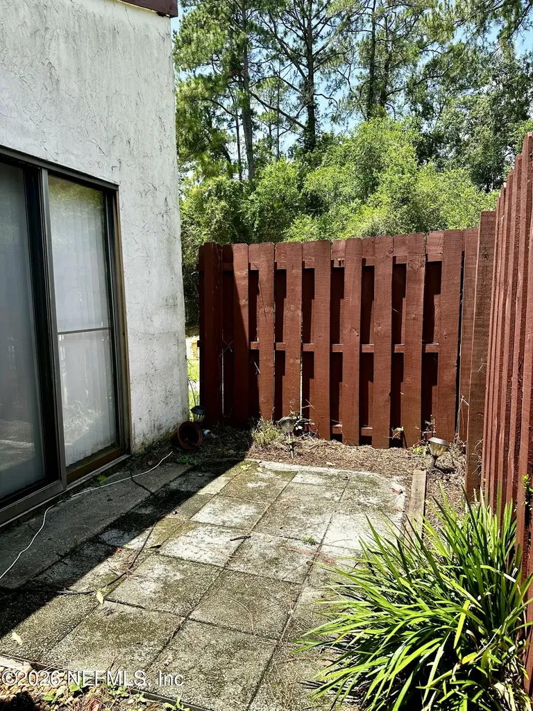 2451 Whispering Woods Boulevard Jacksonville FL 32246