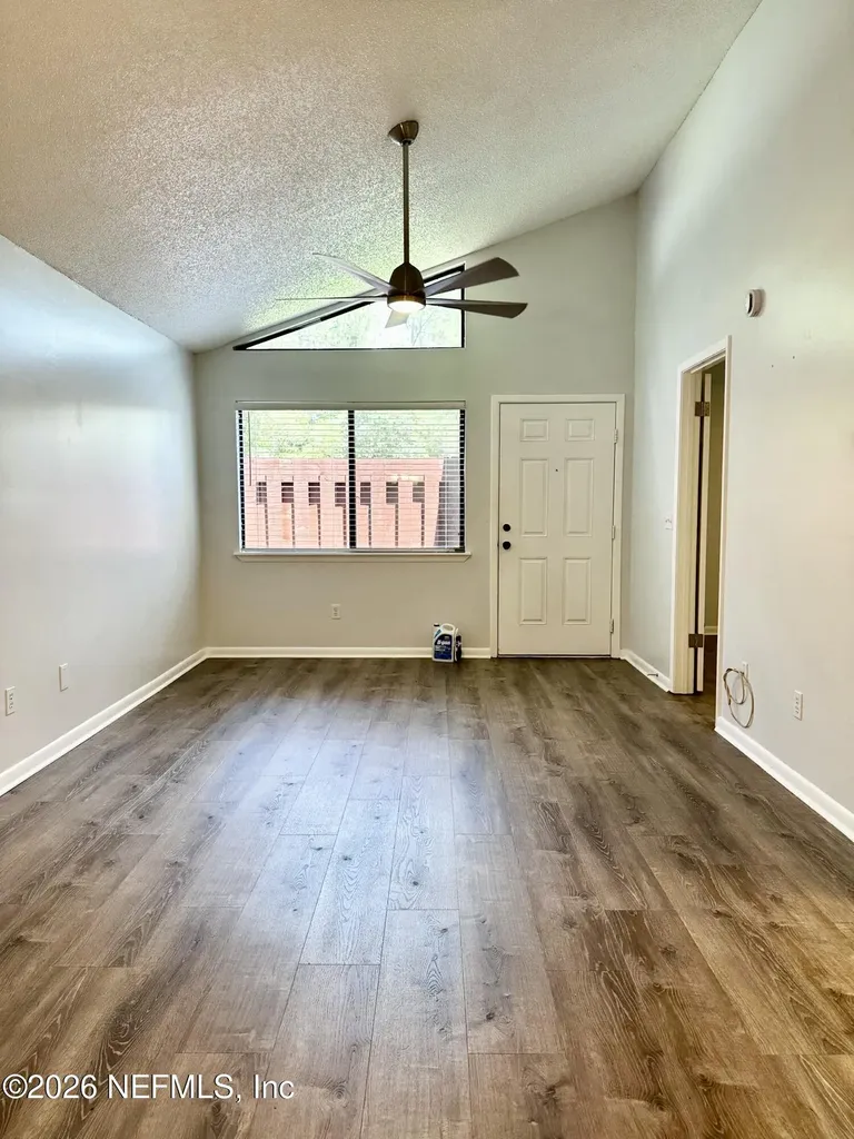 2451 Whispering Woods Boulevard Jacksonville FL 32246