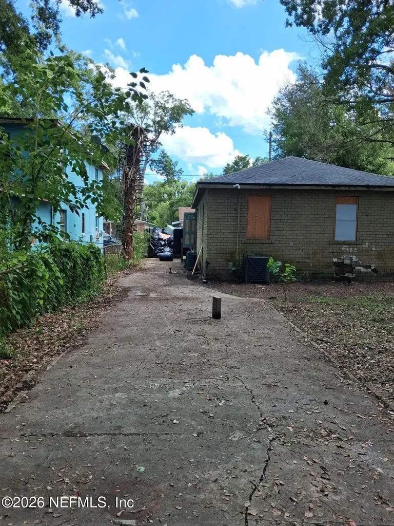 1535 W 7th Street Jacksonville FL 32209
