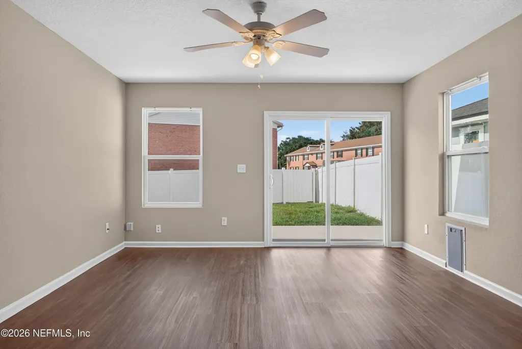 7253 Townsend Village Court Jacksonville FL 32277
