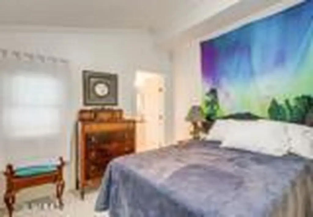 1203 Hubbard Jacksonville FL 32206