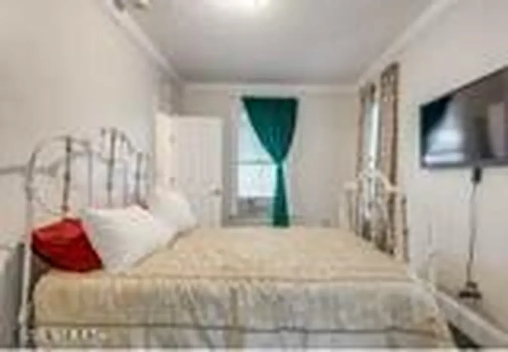 1203 Hubbard Jacksonville FL 32206