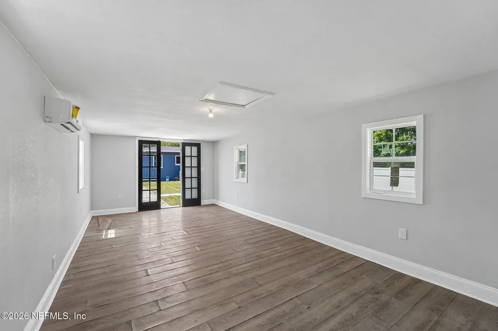 5349 Sharon Terrace Jacksonville FL 32207