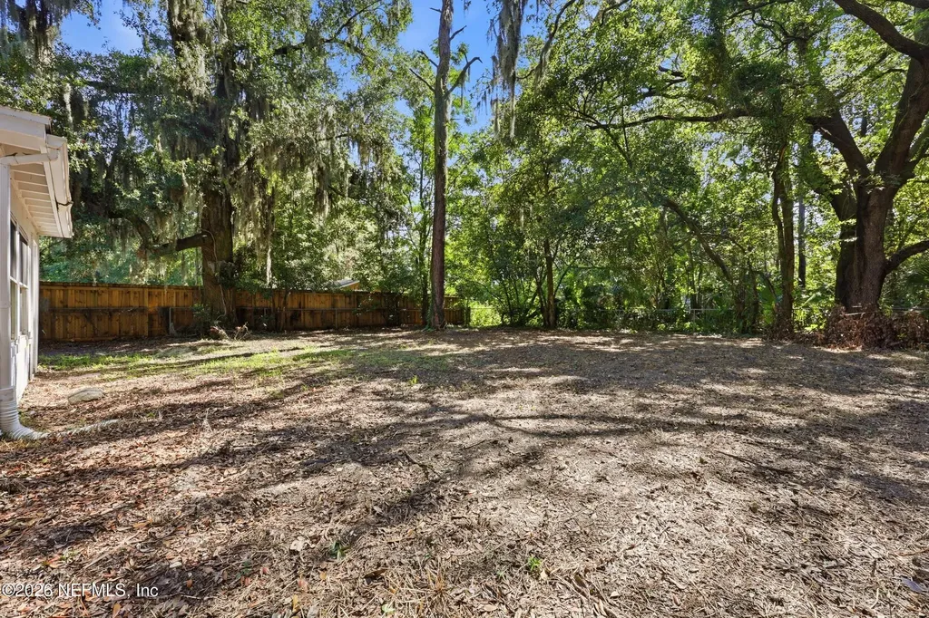 2151 Maple Leaf Drive E Jacksonville FL 32211