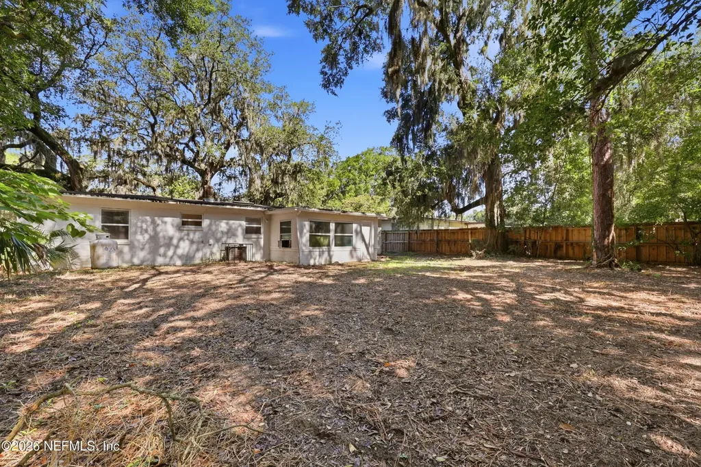 2151 Maple Leaf Drive E Jacksonville FL 32211