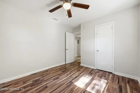 2151 Maple Leaf Drive E Jacksonville FL 32211