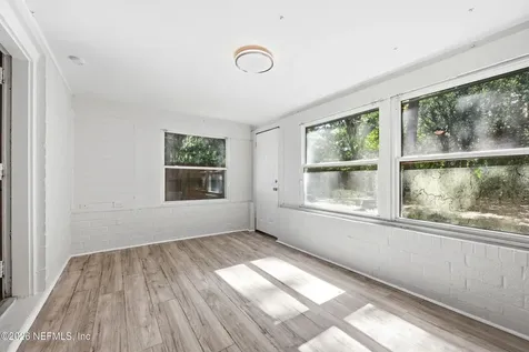 2151 Maple Leaf Drive E Jacksonville FL 32211
