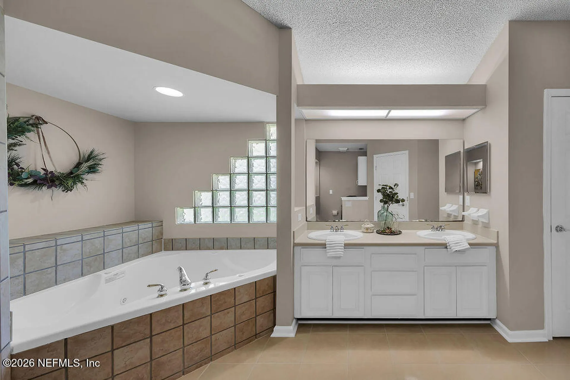 9172 Camshire Drive Jacksonville FL 32244