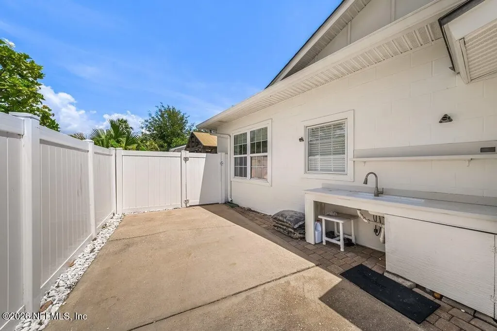 1103 18th Avenue N Jacksonville Beach FL 32250
