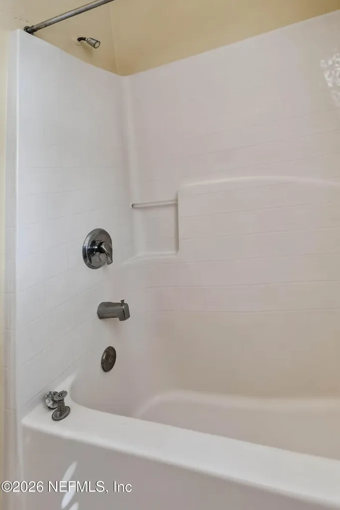 7801 Point Meadows Drive Jacksonville FL 32256