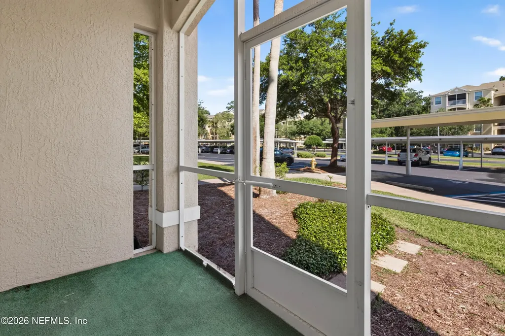 7801 Point Meadows Drive Jacksonville FL 32256