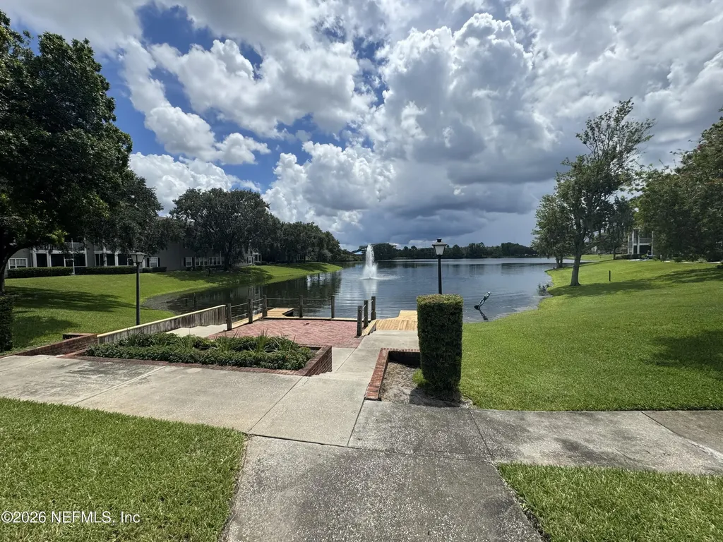 10000 Gate Parkway Jacksonville FL 32246