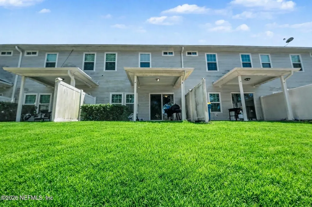 1607 Biscayne Bay Drive Jacksonville FL 32218