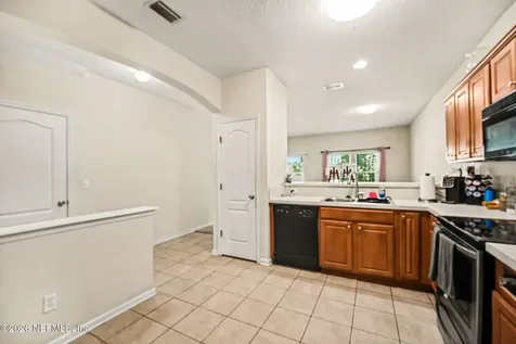 1607 Biscayne Bay Drive Jacksonville FL 32218