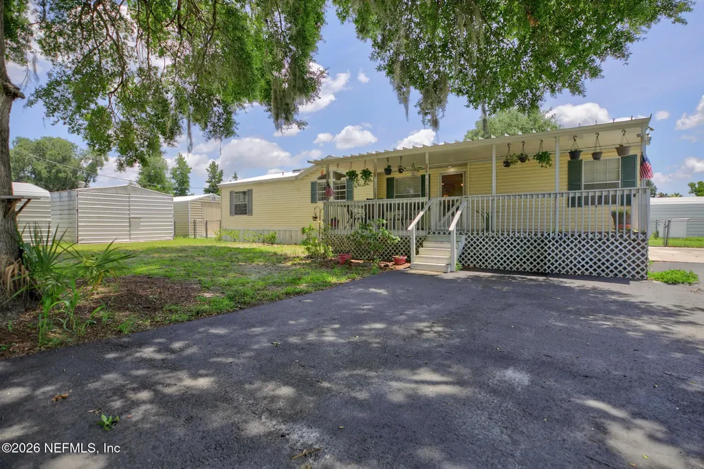 102 Alder Lane Satsuma FL 32189