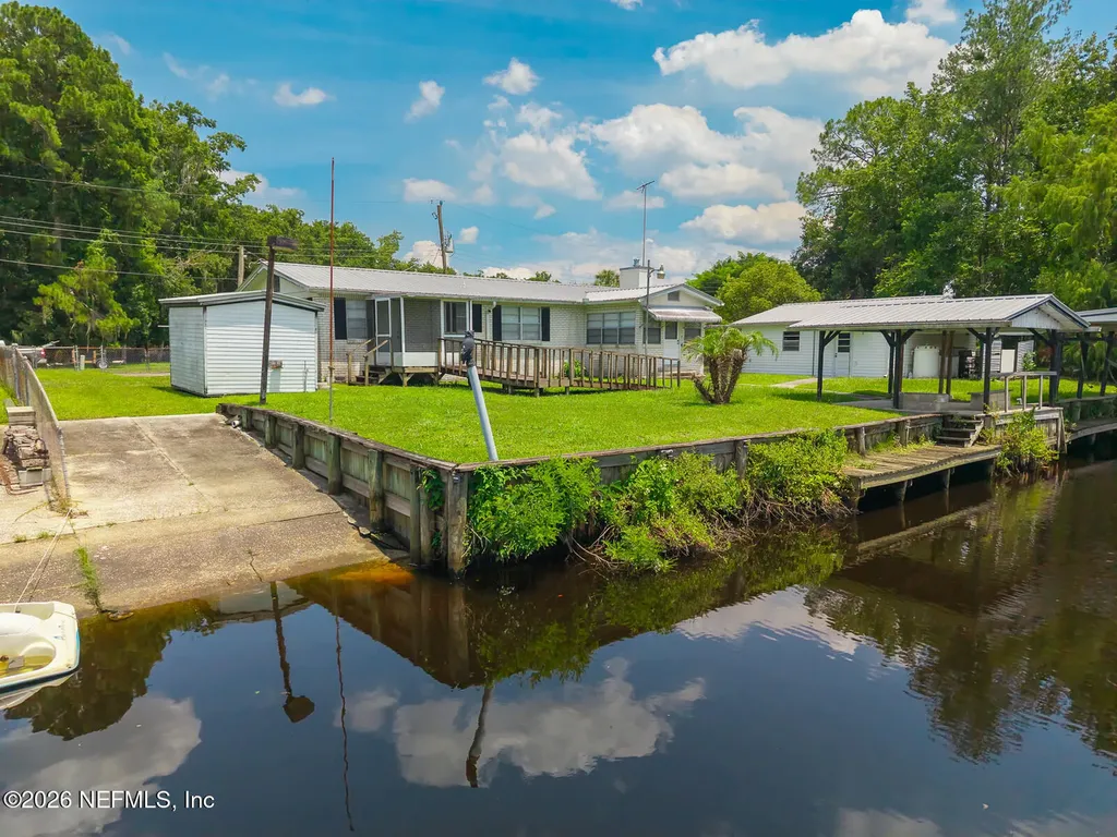 115 Cleo Lane Satsuma FL 32189