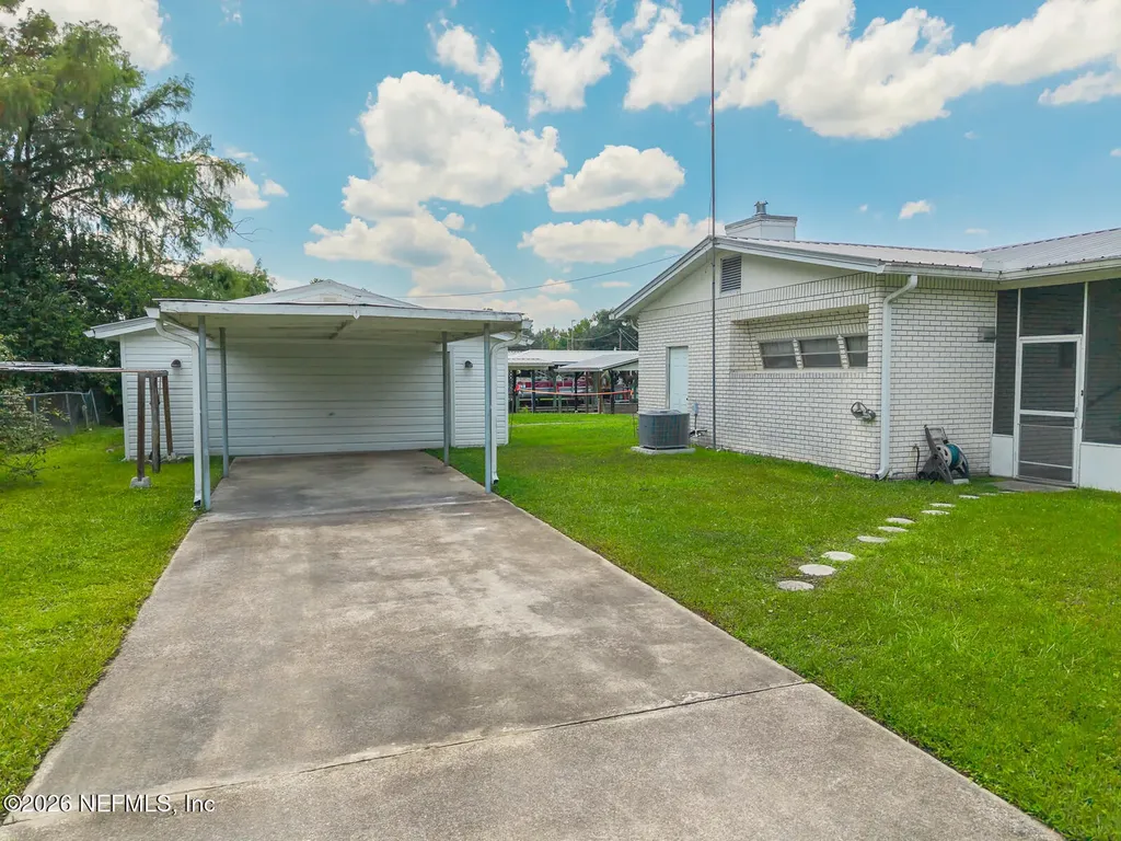 115 Cleo Lane Satsuma FL 32189