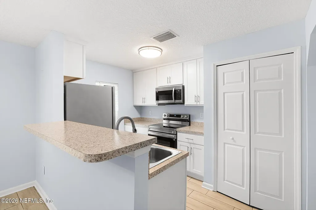 11826 Lake Bend Circle Jacksonville FL 32218