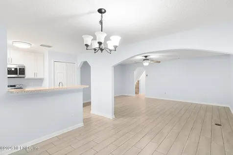 11826 Lake Bend Circle Jacksonville FL 32218