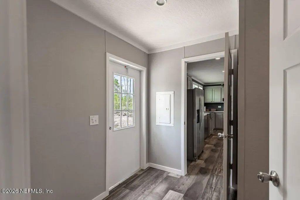 230 Redeye Road Florahome FL 32140