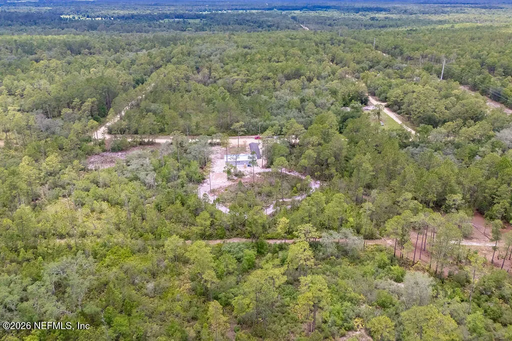 230 Redeye Road Florahome FL 32140