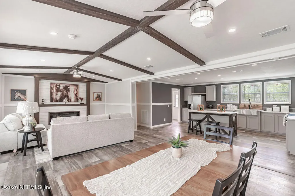 230 Redeye Road Florahome FL 32140