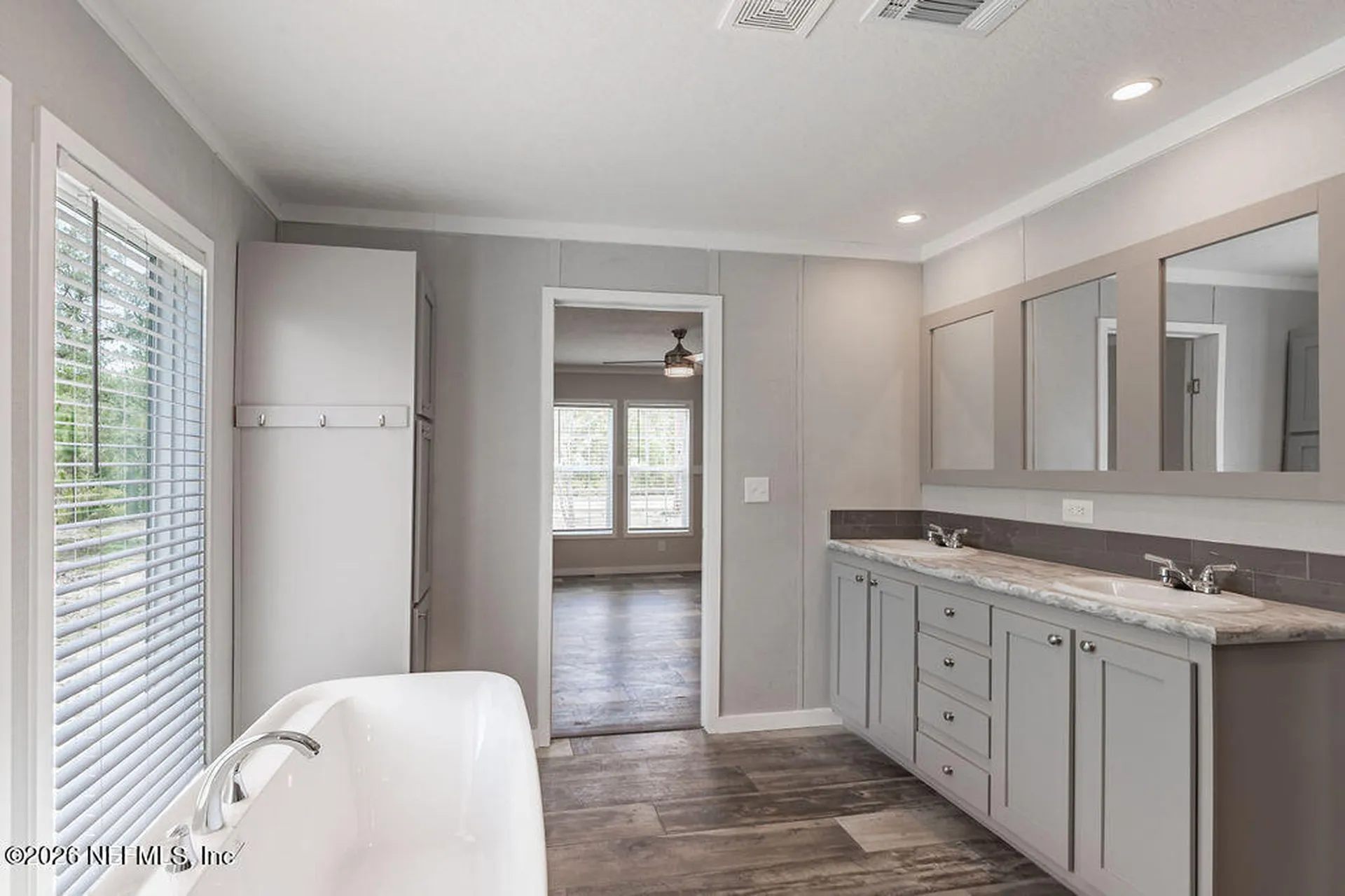 230 Redeye Road Florahome FL 32140