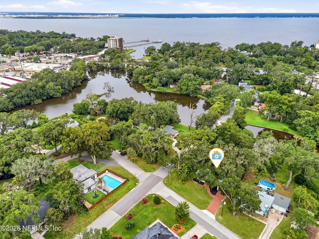 5388 Rollins Avenue Jacksonville FL 32207