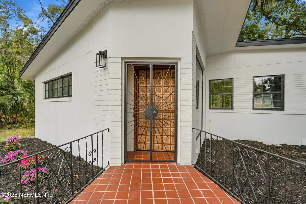 5388 Rollins Avenue Jacksonville FL 32207