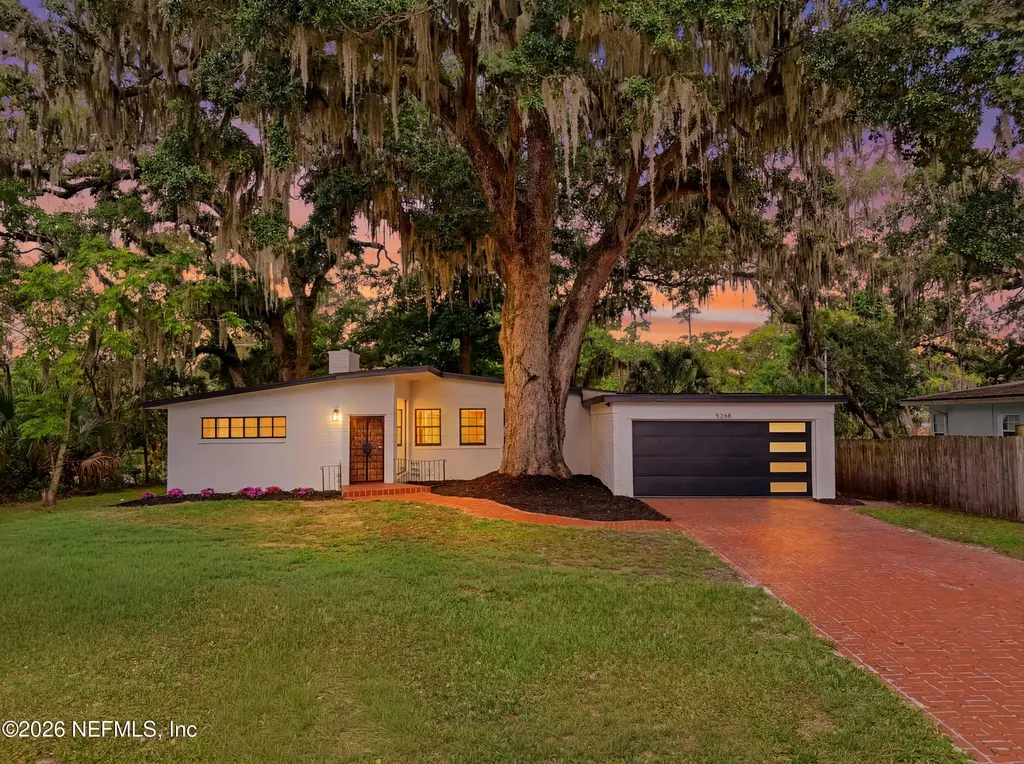5388 Rollins Avenue Jacksonville FL 32207