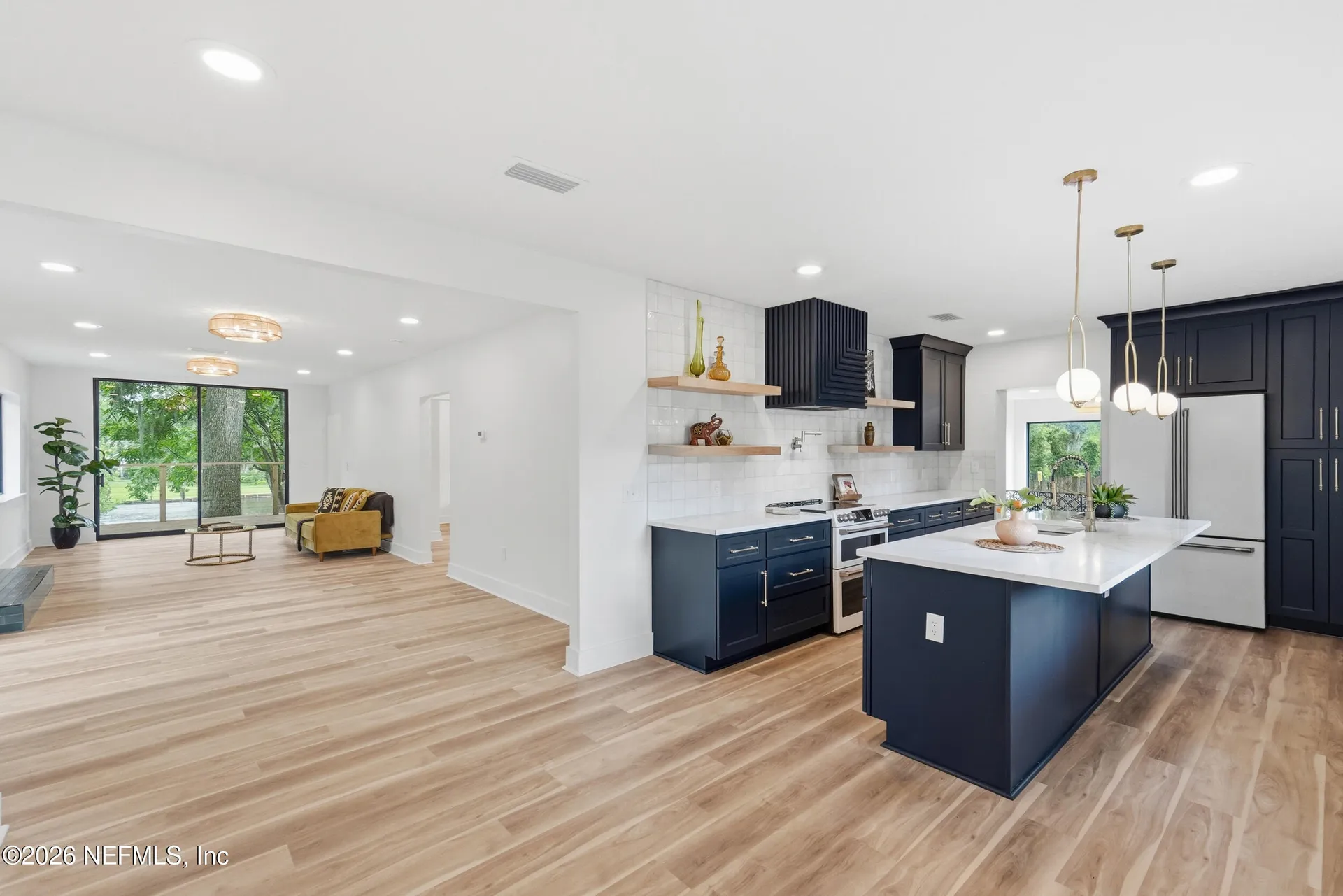 5388 Rollins Avenue Jacksonville FL 32207