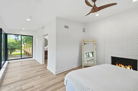 5388 Rollins Avenue Jacksonville FL 32207
