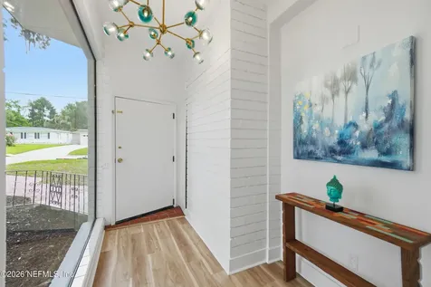 5388 Rollins Avenue Jacksonville FL 32207