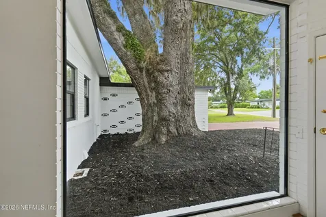 5388 Rollins Avenue Jacksonville FL 32207