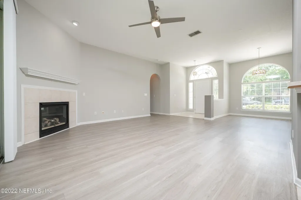 171 Elmwood Drive Jacksonville FL 32259
